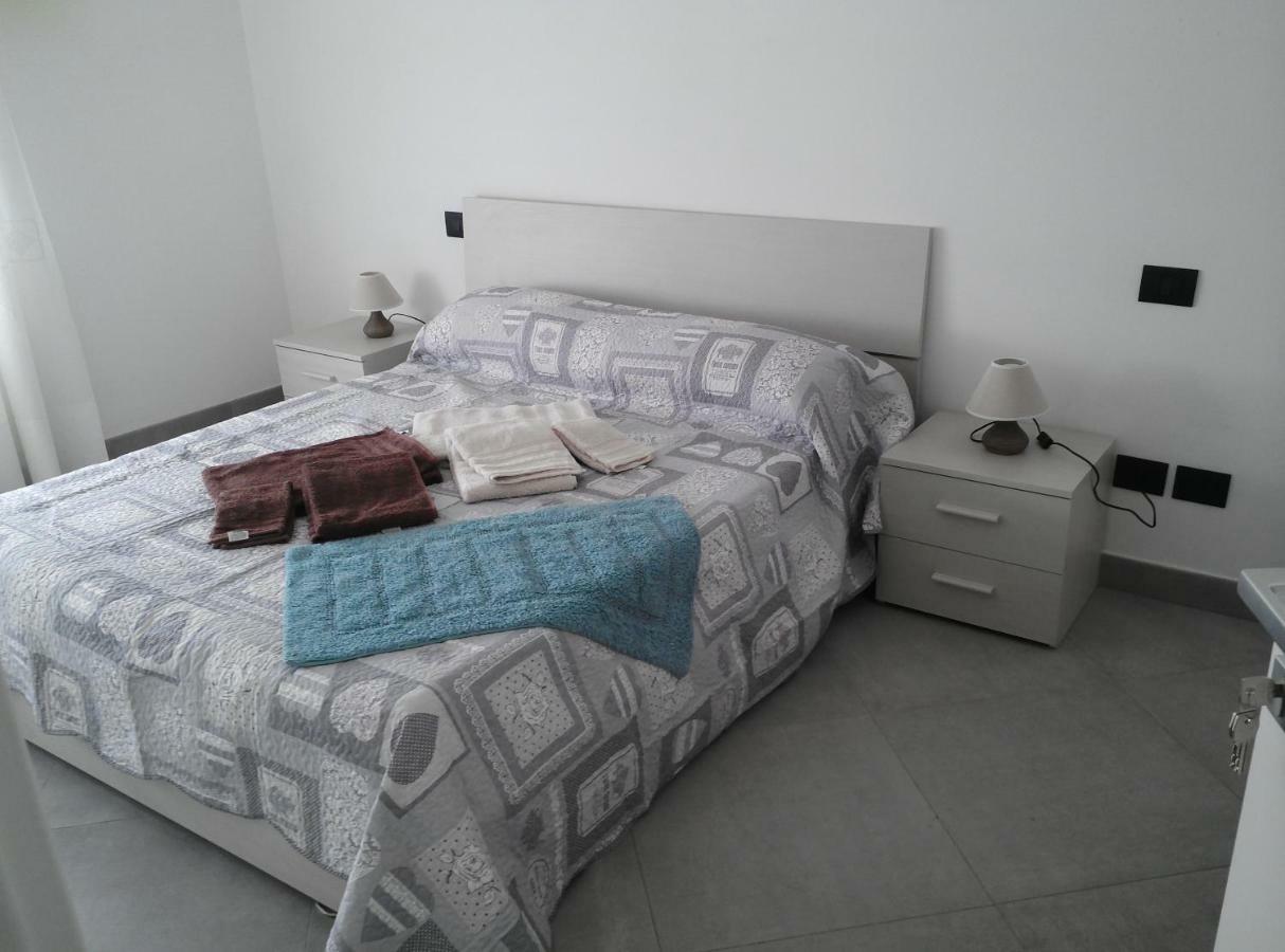 Affittacamere Di Paola Lugagnano Buitenkant foto