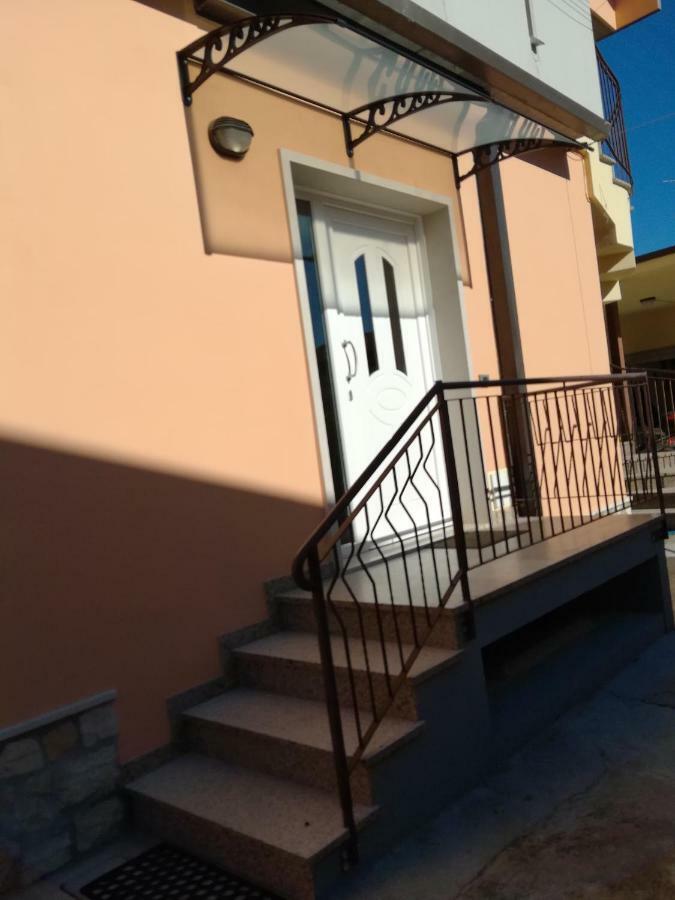 Affittacamere Di Paola Lugagnano Buitenkant foto